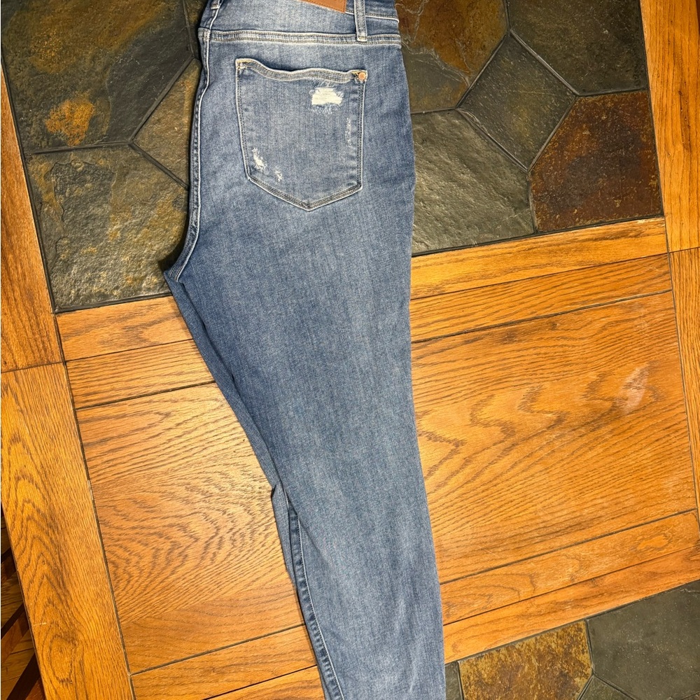 Judy Blue Light Blue Skinny Jeans